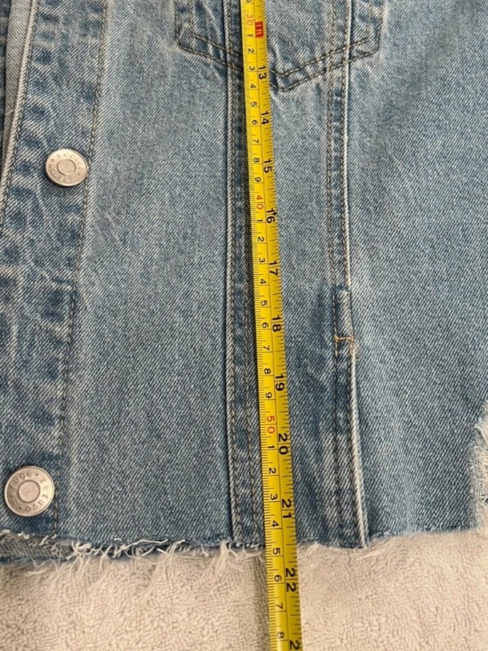 Refuge Distressed Denim Jacket Button Down Raw Hem--Size Large - Picture 10 of 10